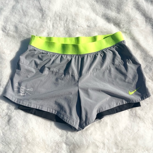 Nike Dri-Fit Shorts - Picture 2 of 9